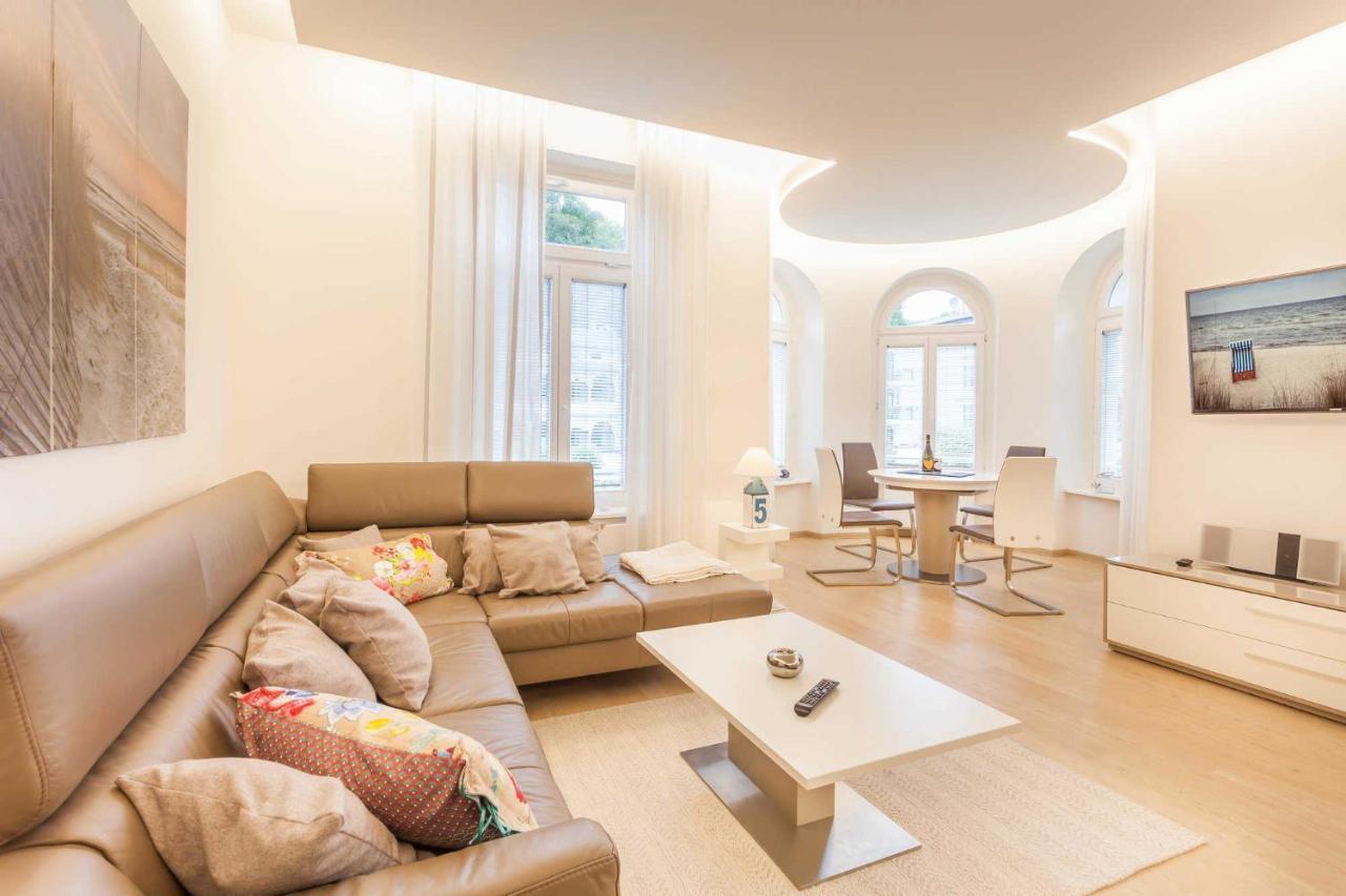 Villa Odin Yachtclub ゼリン エクステリア 写真